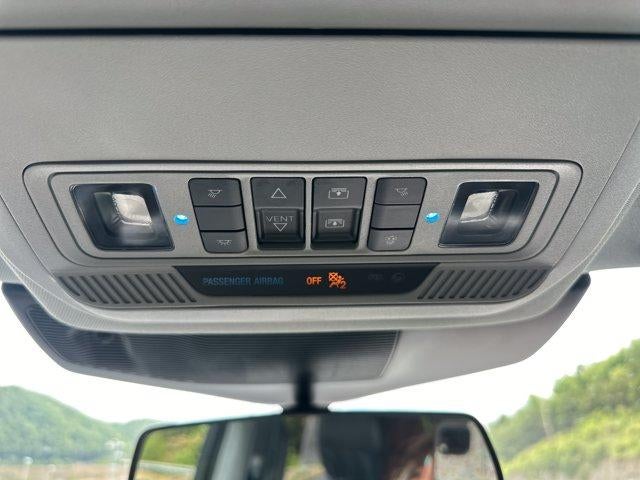 2022 Ford Explorer XLT 4WD