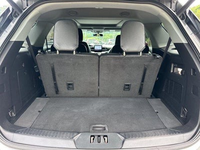 2022 Ford Explorer XLT 4WD