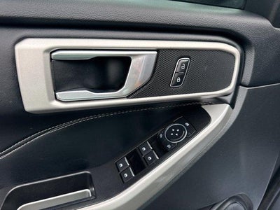 2022 Ford Explorer XLT 4WD