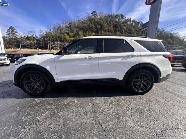 2025 Ford Explorer ST 4WD
