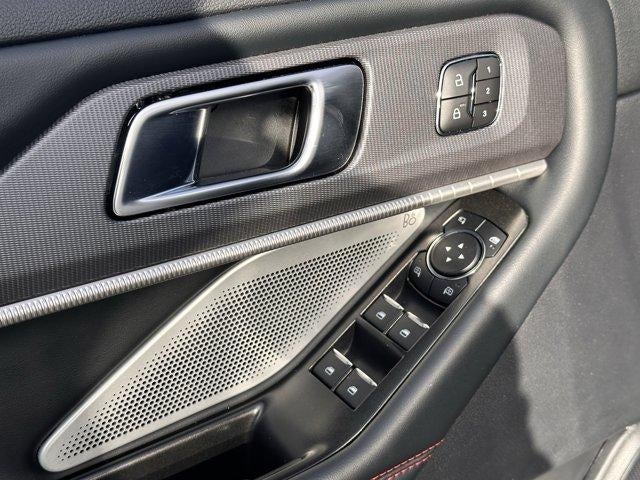 2025 Ford Explorer ST 4WD