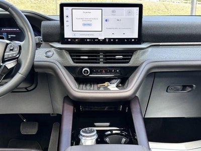 2025 Ford Explorer Platinum 4WD