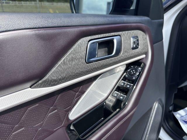 2025 Ford Explorer Platinum 4WD