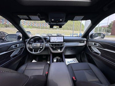 2025 Ford Explorer Platinum 4WD
