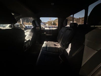 2022 Ford Super Duty F-250 SRW LARIAT 4WD Crew Cab 6.75' Box