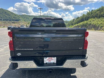 2022 Chevrolet Silverado 1500 Crew Cab Short Box 4-Wheel Drive LT 1LT