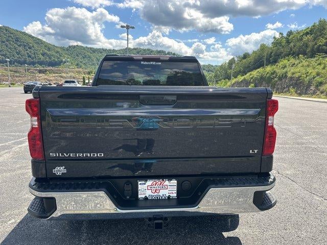 2022 Chevrolet Silverado 1500 Crew Cab Short Box 4-Wheel Drive LT 1LT