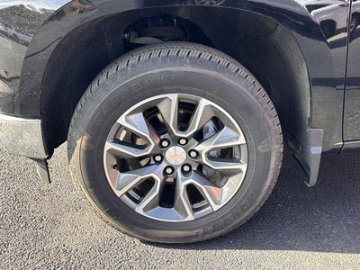 2023 Chevrolet Silverado 1500 Crew Cab Short Box 4-Wheel Drive LT 2FL