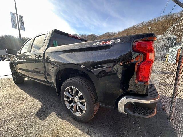 2023 Chevrolet Silverado 1500 Crew Cab Short Box 4-Wheel Drive LT 2FL