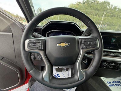 2023 Chevrolet Silverado 1500 Crew Cab Short Box 4-Wheel Drive LT 1LT