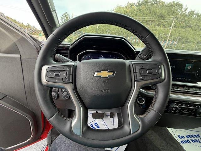 2023 Chevrolet Silverado 1500 Crew Cab Short Box 4-Wheel Drive LT 1LT