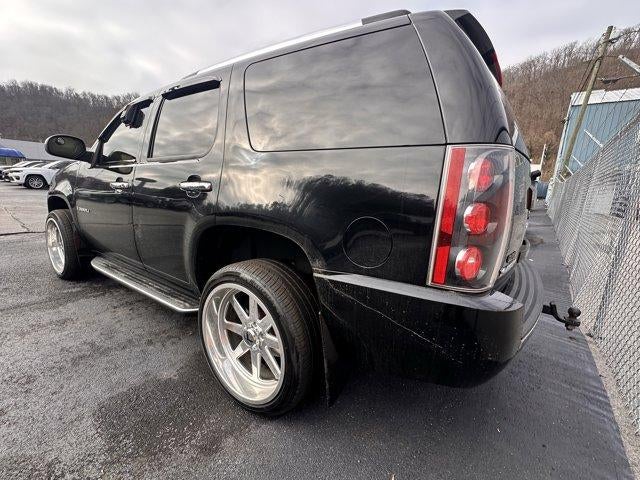 2007 GMC Yukon Denali AWD 4dr