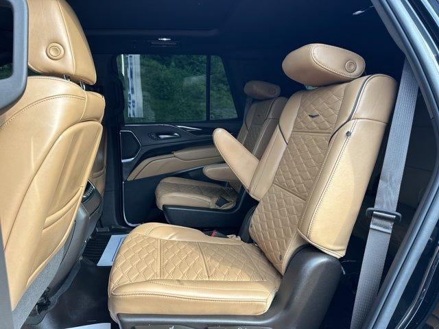 2022 Cadillac Escalade 4WD Sport