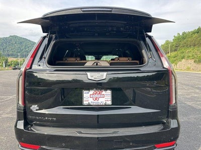 2022 Cadillac Escalade 4WD Sport