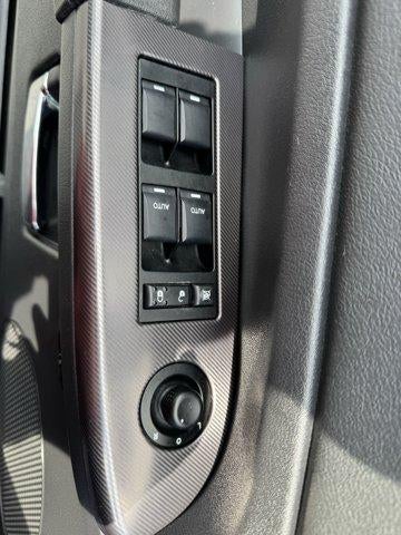 2008 Jeep Grand Cherokee 4WD 4dr SRT-8