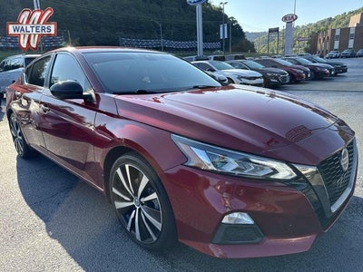 2021 Nissan Altima 2.5 SR Sedan