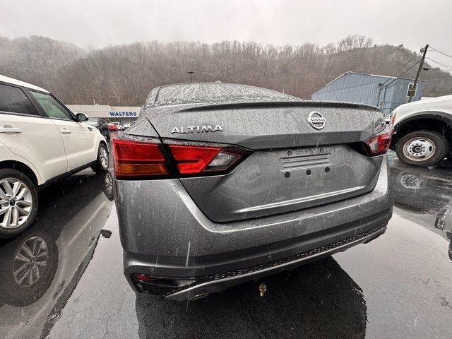 2020 Nissan Altima 2.5 SR Sedan