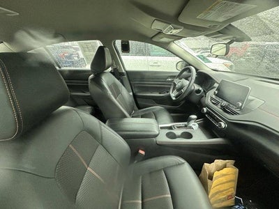 2020 Nissan Altima 2.5 SR Sedan