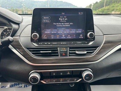 2024 Nissan Altima 2.5 SV Sedan