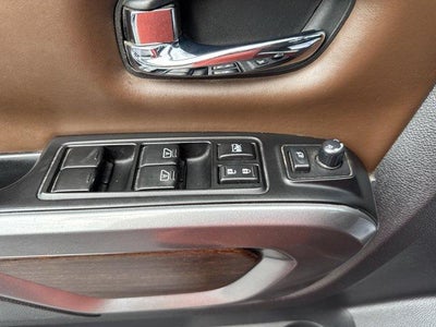 2018 Nissan Titan 4x4 Crew Cab Platinum Reserve