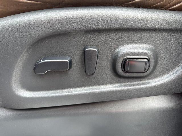 2018 Nissan Titan 4x4 Crew Cab Platinum Reserve