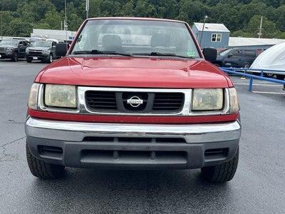 2000 Nissan Frontier 4WD XE