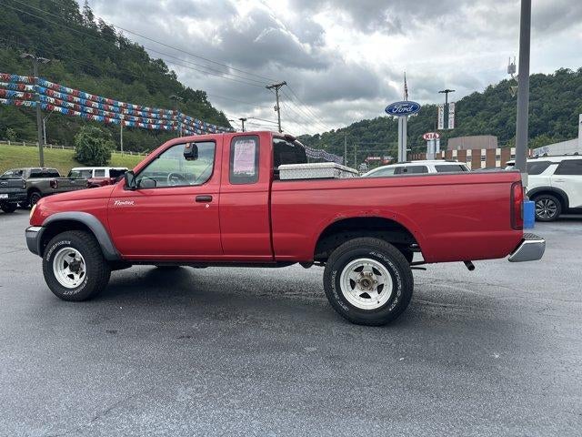 2000 Nissan Frontier 4WD XE