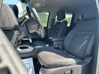 2022 Nissan Frontier Crew Cab 4x4 SV Auto
