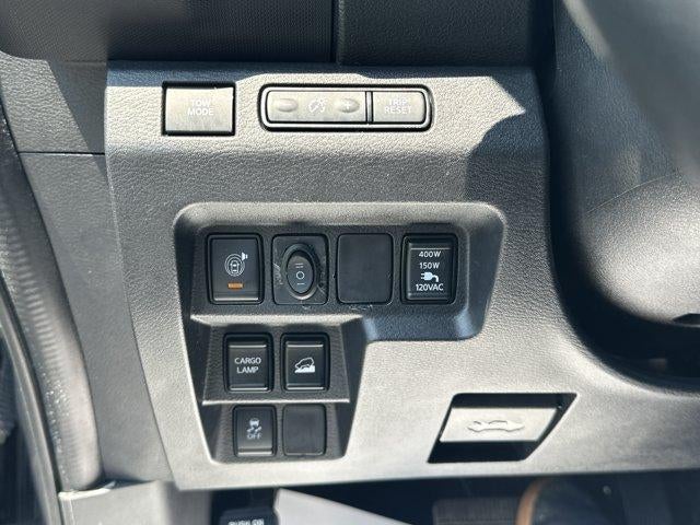 2022 Nissan Frontier Crew Cab 4x4 SV Auto