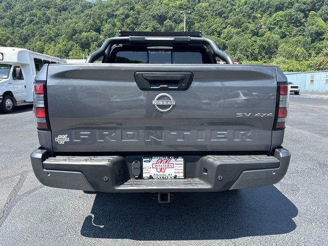 2022 Nissan Frontier Crew Cab 4x4 SV Auto