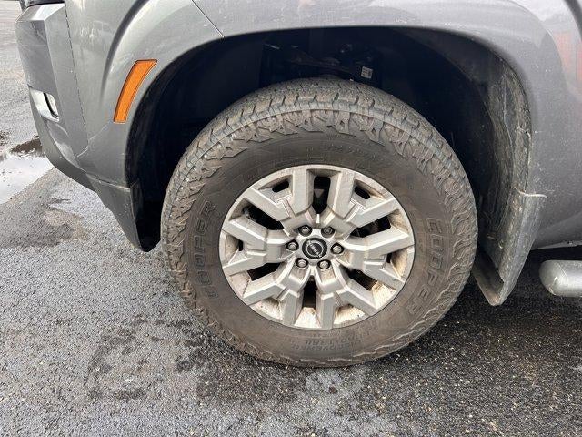 2022 Nissan Frontier Crew Cab 4x4 SV Auto