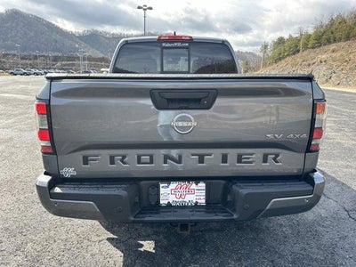 2022 Nissan Frontier Crew Cab 4x4 SV Auto