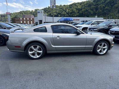 2008 Ford Mustang 2dr Cpe GT Premium