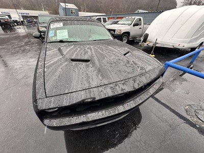 2019 Dodge Challenger SXT AWD