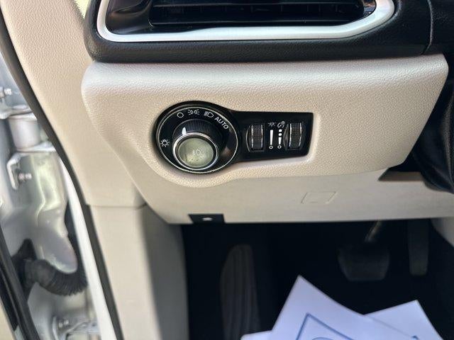 2023 Chrysler Pacifica Touring L FWD