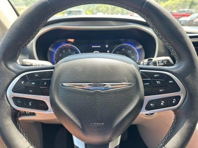 2023 Chrysler Pacifica Touring L FWD
