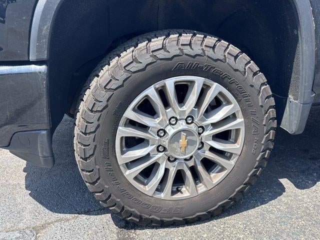 2022 Chevrolet Silverado 2500 HD Crew Cab Standard Box 4-Wheel Drive High Country