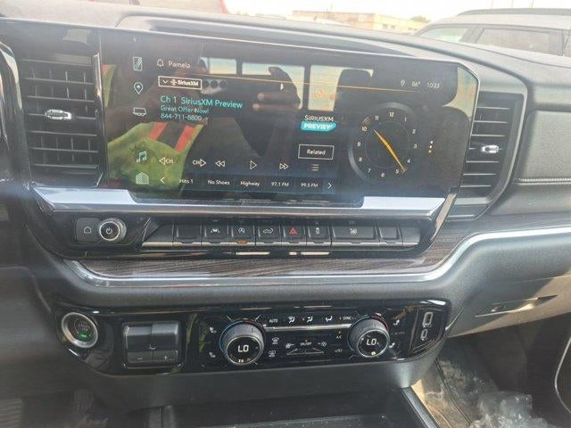 2023 Chevrolet Silverado 1500 Crew Cab Short Box 4-Wheel Drive LT 1LT