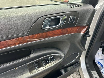 2019 Lincoln MKT 3.5L AWD Reserve