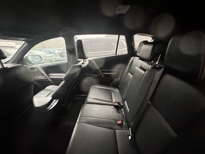 2017 Toyota RAV4 SE AWD (Natl)