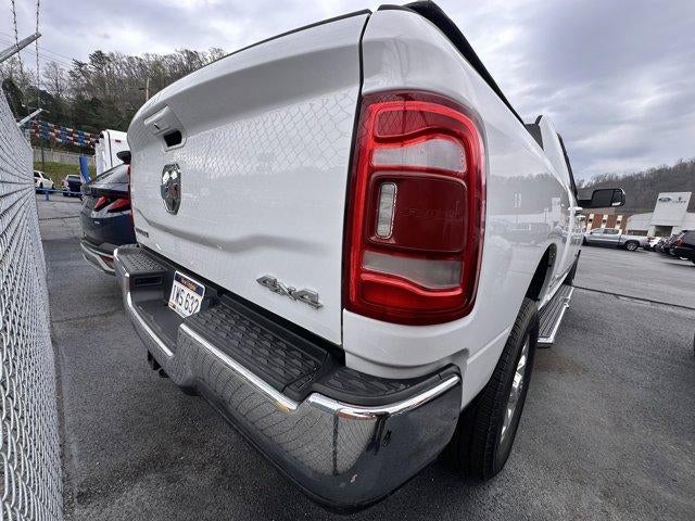 2020 RAM 2500 Big Horn 4x4 Crew Cab 6'4" Box