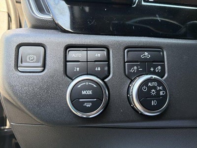 2022 GMC Sierra 1500 Crew Cab Short Box 4-Wheel Drive Elevation 3SB