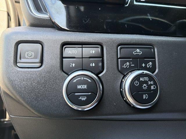 2022 GMC Sierra 1500 Crew Cab Short Box 4-Wheel Drive Elevation 3SB