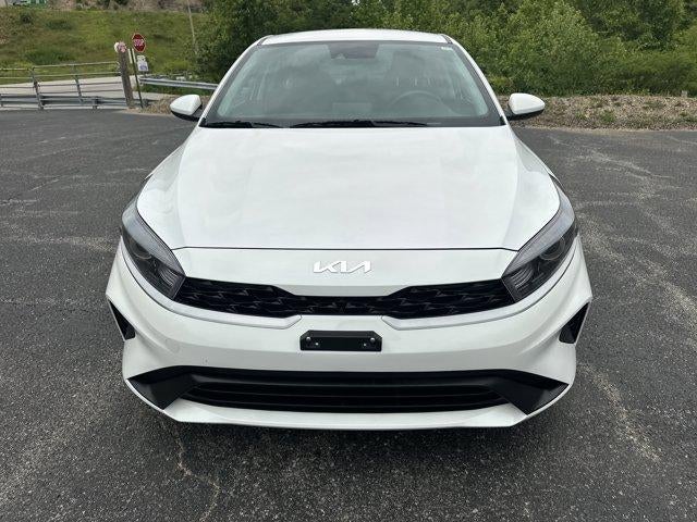 2024 Kia Forte LXS IVT