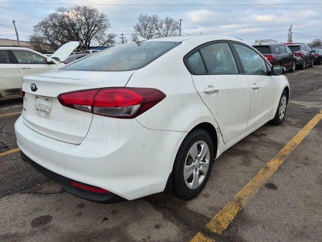 2017 Kia Forte LX Auto