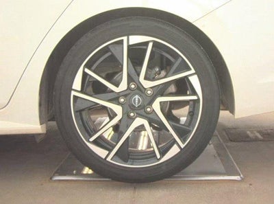 2024 Nissan Sentra SR CVT