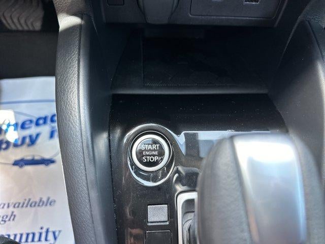 2025 Nissan Versa SR CVT