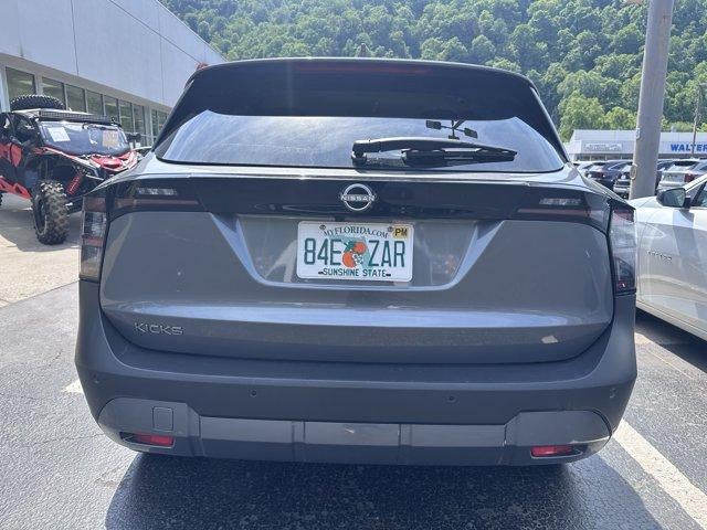 2025 Nissan Kicks SV FWD