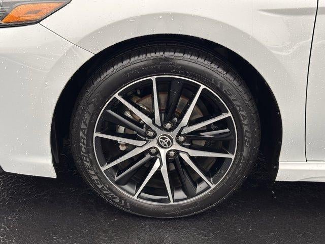 2023 Toyota Camry SE Auto (SE)