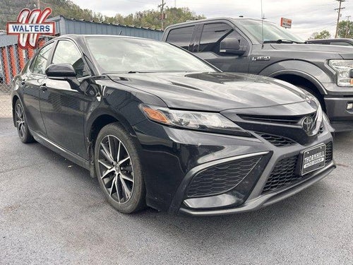 2024 Toyota Camry SE Auto (SE)